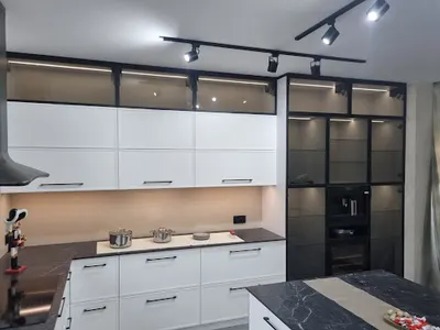 Jarex. Szafy. Producent mebli kuchennych, biurowych